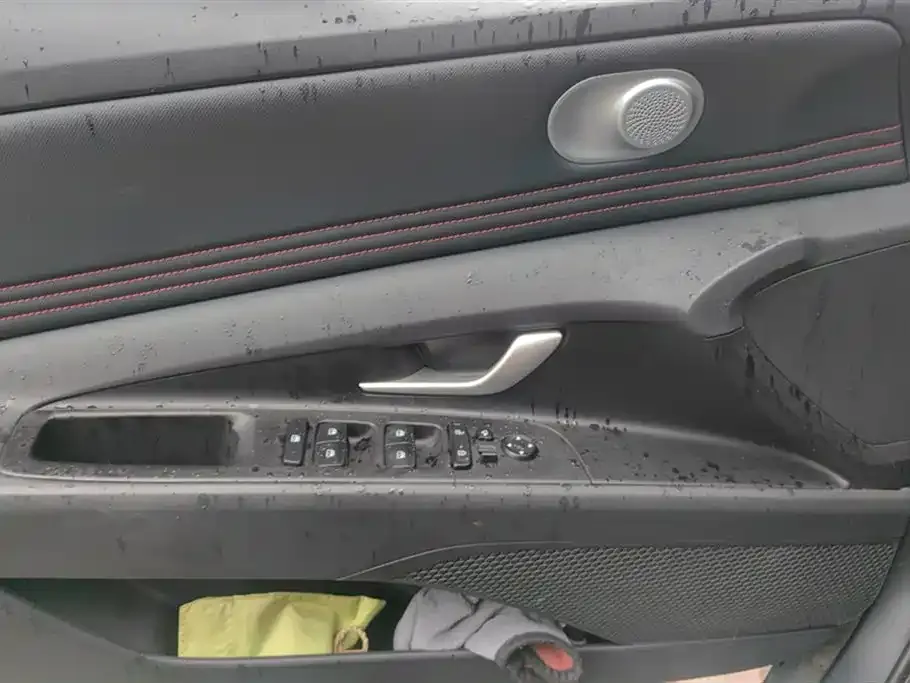 Hyundai Elantra 2023 из CN, фото 7