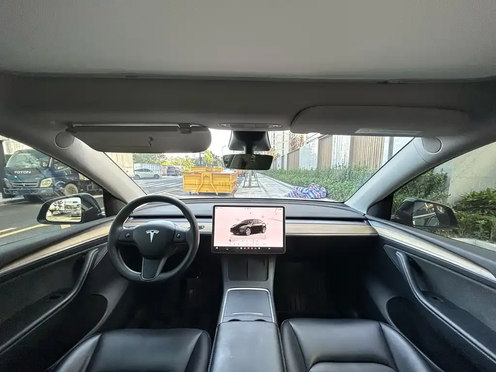 Tesla Model Y 2023 из CN, фото 9