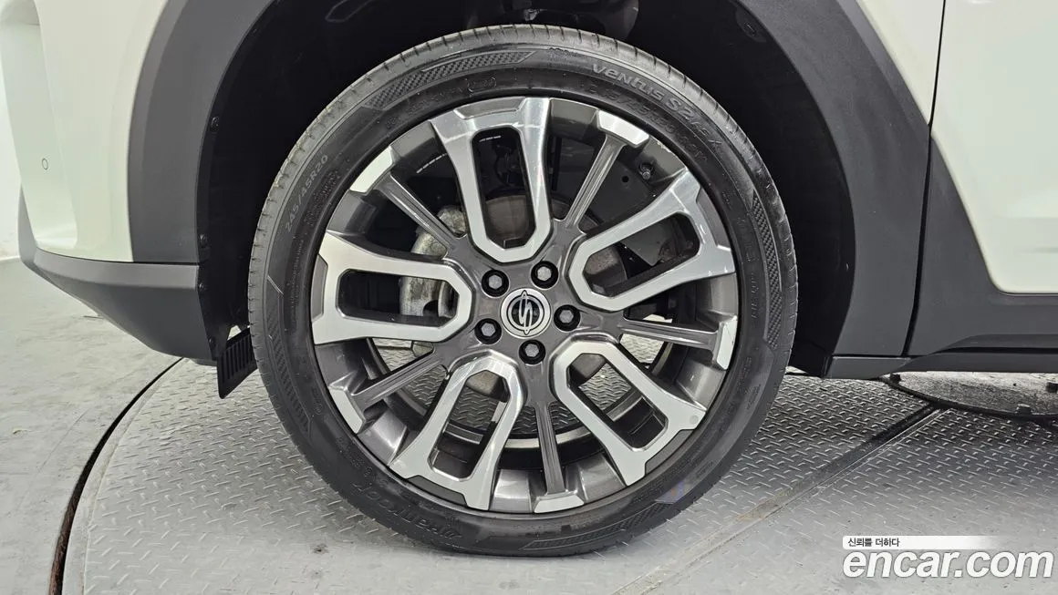 KG Mobility (Ssangyong) Torres 2023 из KR, фото 5