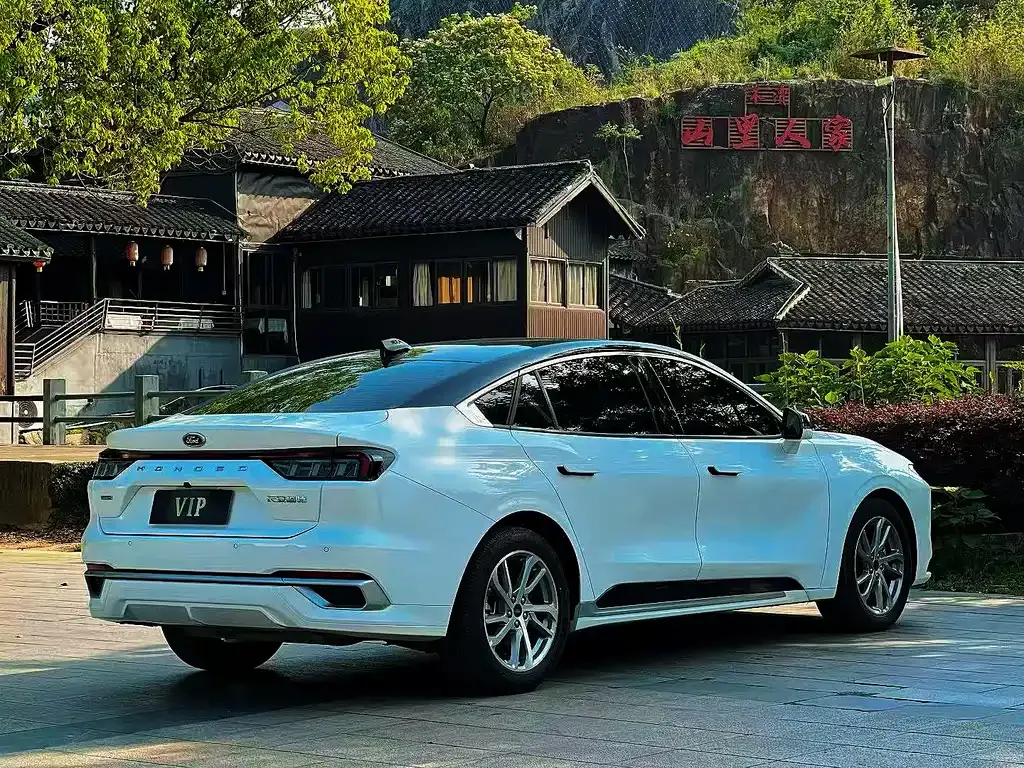 Ford Mondeo 2023 из CN, фото 9