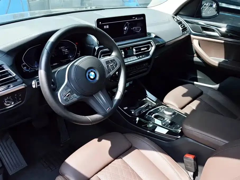 BMW iX3 2025 из CN, фото 7