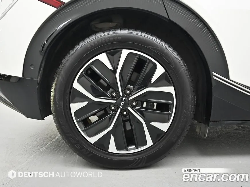 Kia EV6 2022 из KR, фото 5