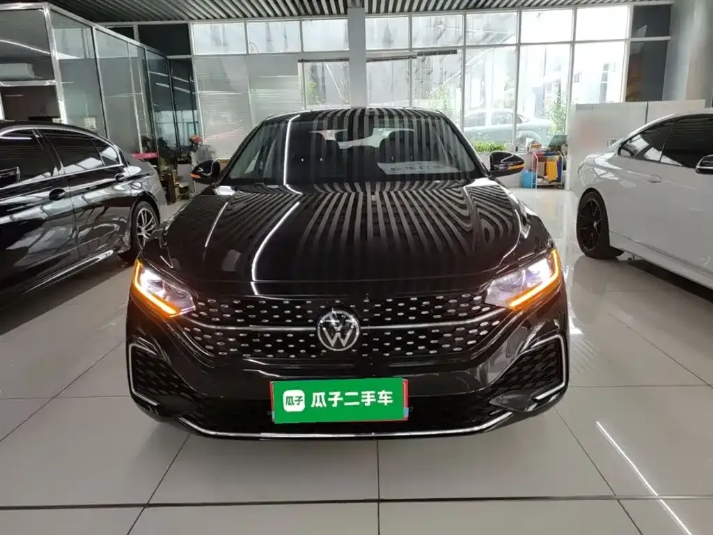 Volkswagen Passat 2024 из CN, фото 3
