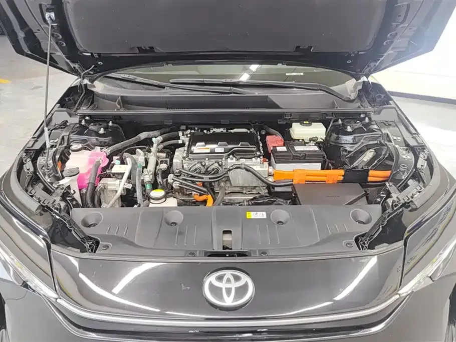 Toyota bZ4X 2023 из CN, фото 10