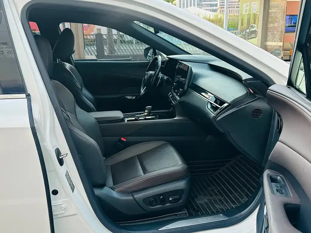 Lexus RX 2024 из CN, фото 10
