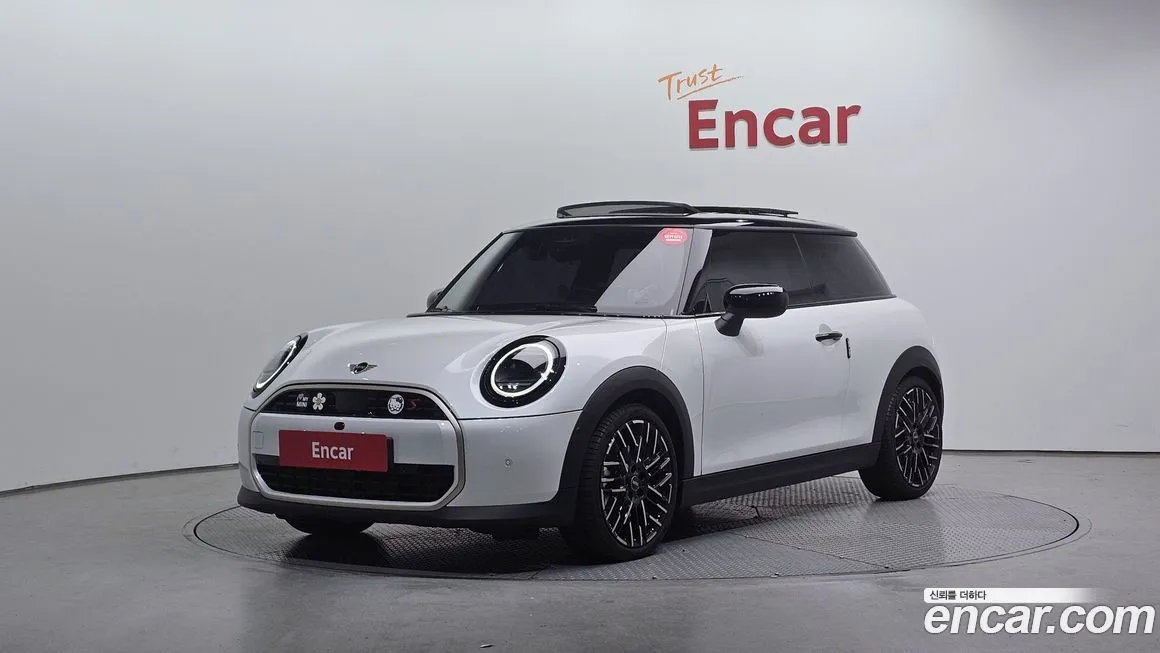 Mini Cooper 2025 из KR, фото 1