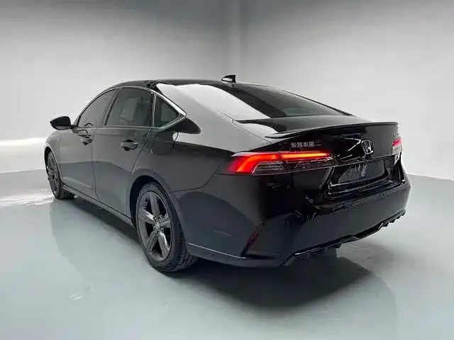 Honda Inspire 2023 из CN, фото 2