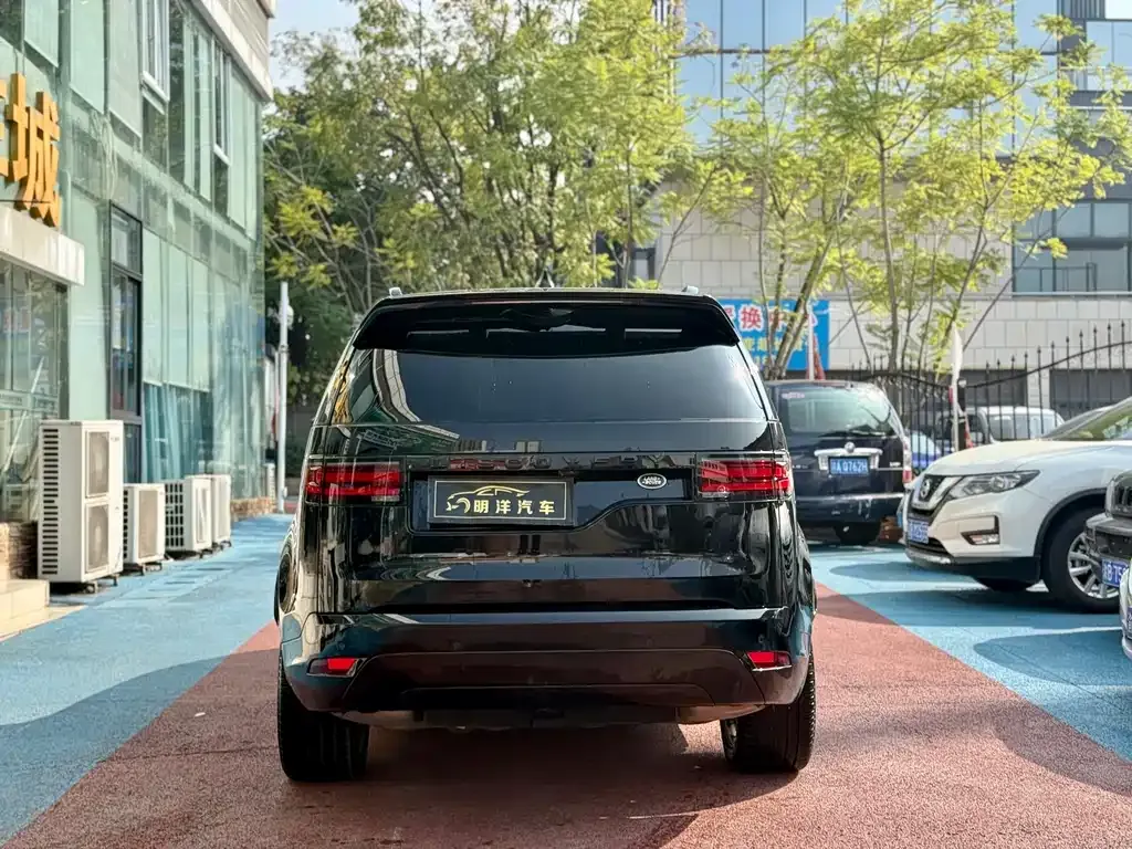 Land Rover Discovery 2024 из CN, фото 5