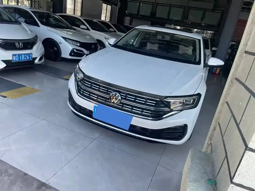 Volkswagen Sagitar 2022 из CN, фото 1