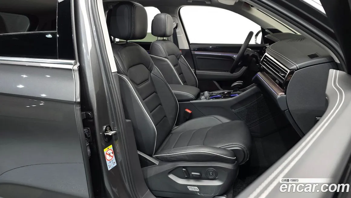 Volkswagen Touareg 2024 из KR, фото 10