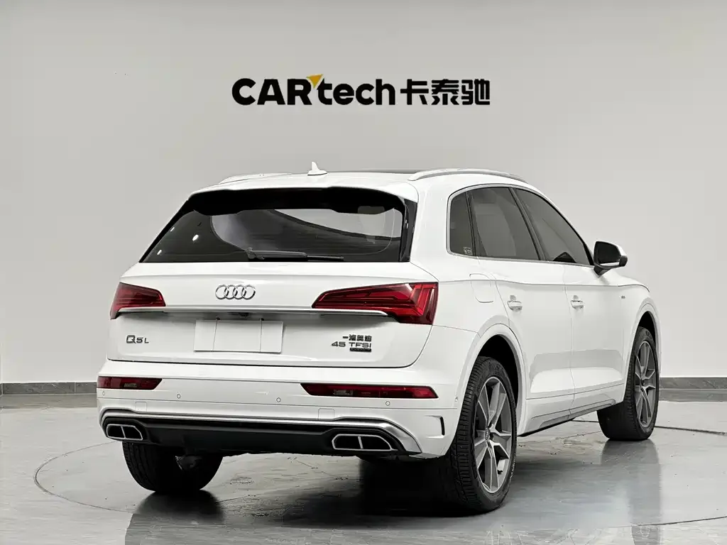 Audi Q5L 2021 из CN, фото 8