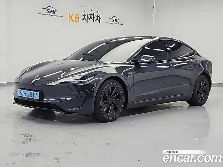 Tesla Model 3 2025 из KR, фото 2