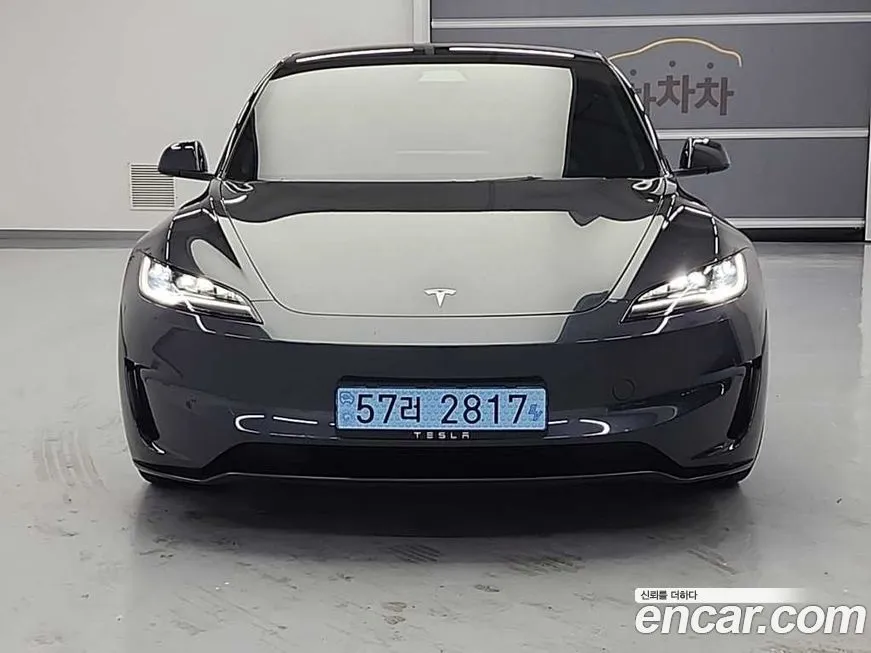 Tesla Model 3 2025 из KR, фото 3