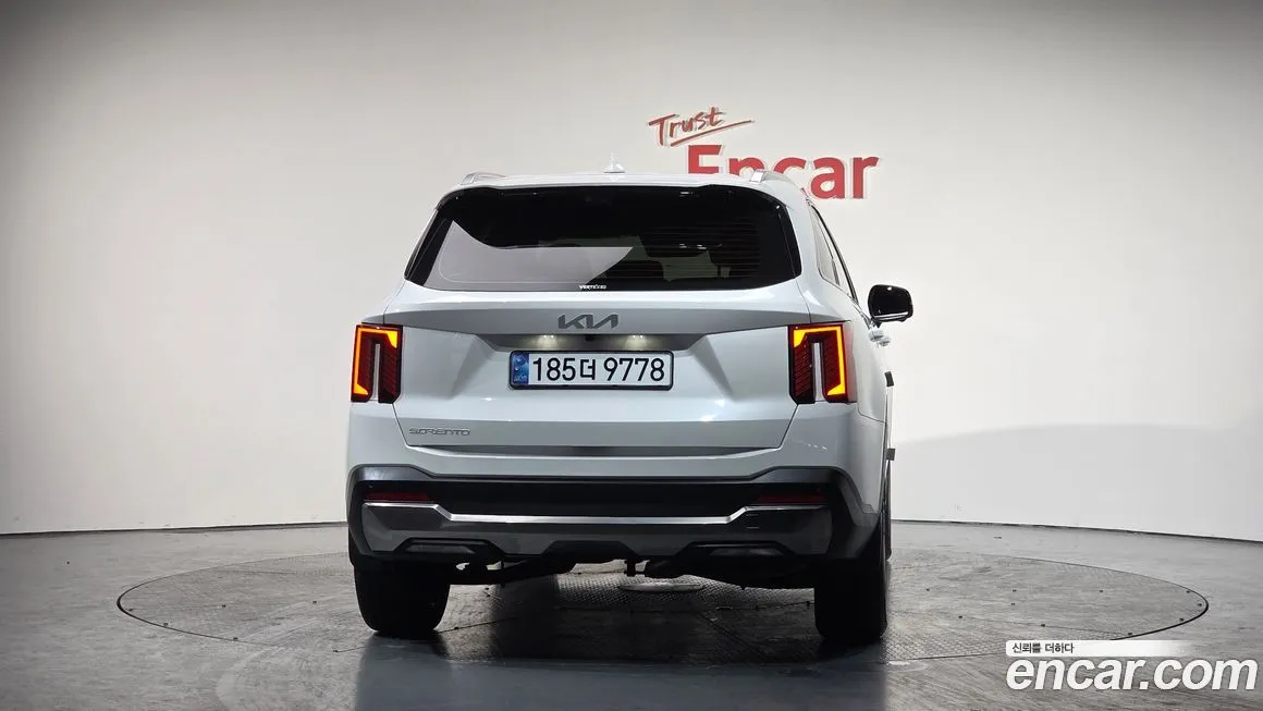 Kia Sorento — фото 4