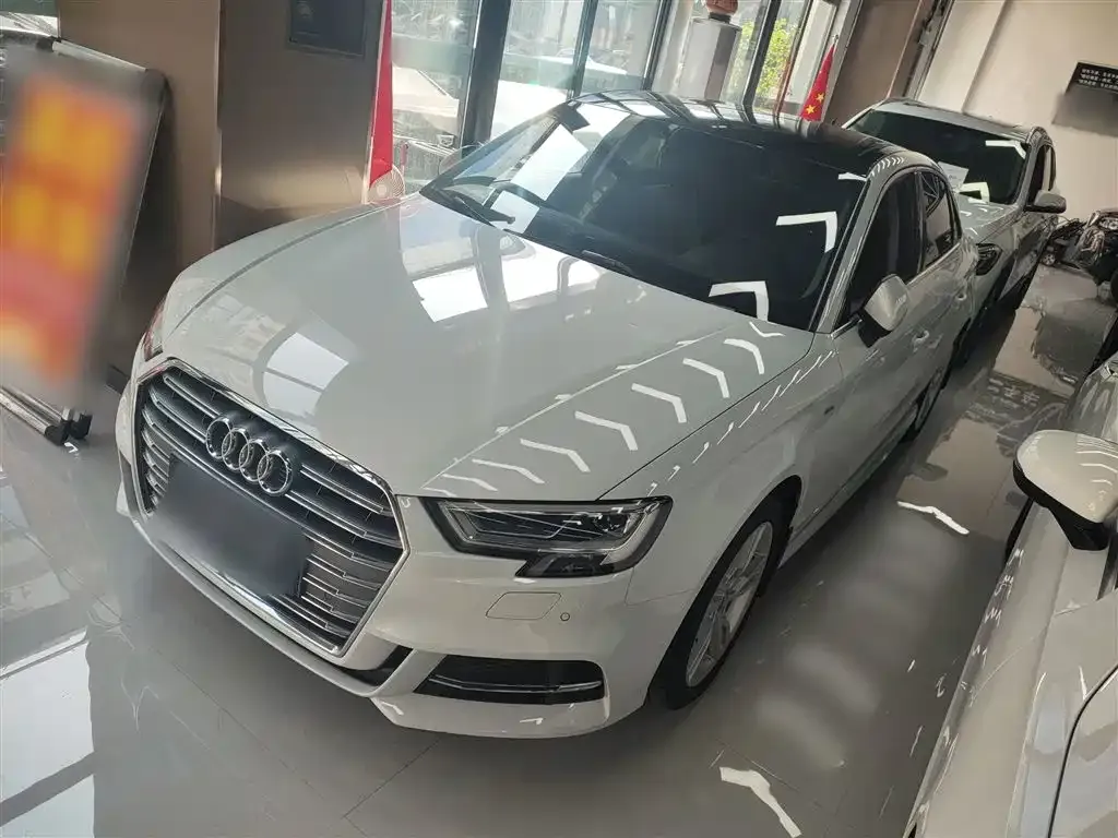 Audi A3 2021 из CN, фото 2