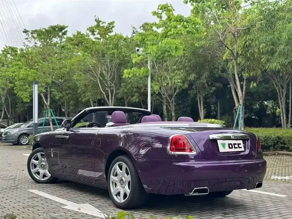 Rolls-Royce Dawn 2023 из CN, фото 5
