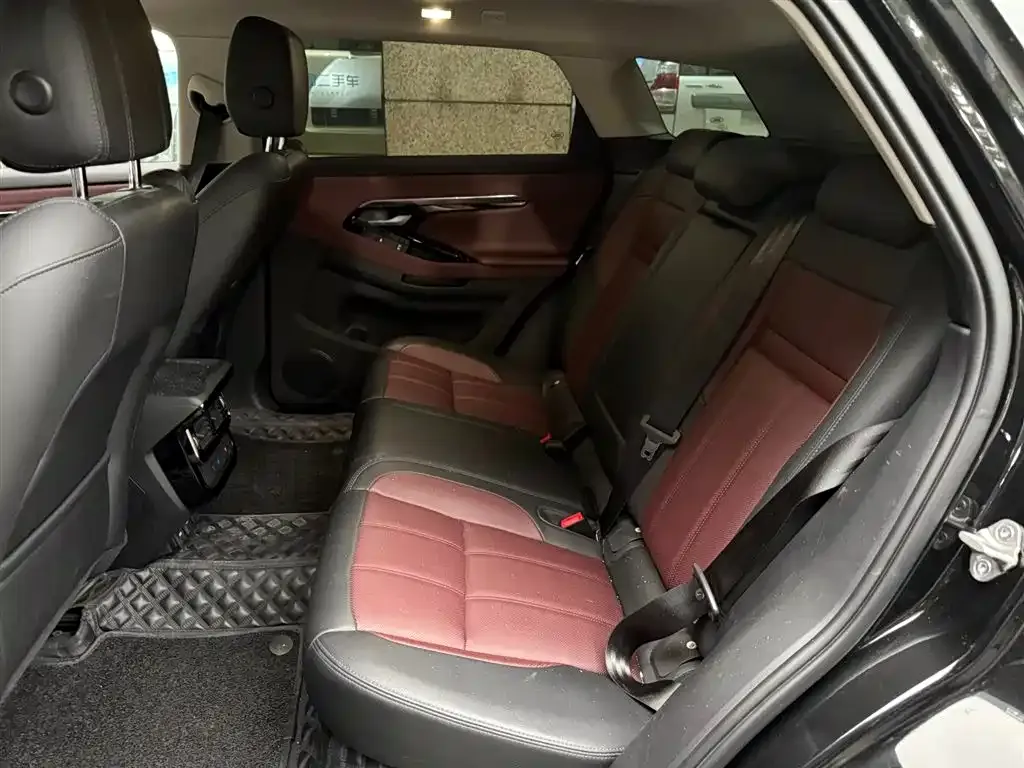 Land Rover Evoque PHEV 2023 из CN, фото 9