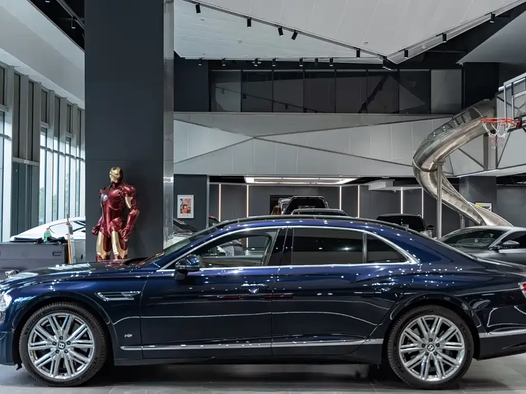 Bentley Flying Spur 2021 из CN, фото 10
