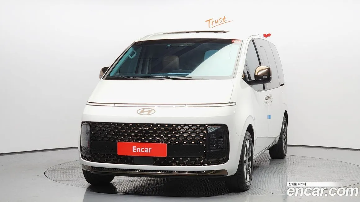 Hyundai Staria — фото 3