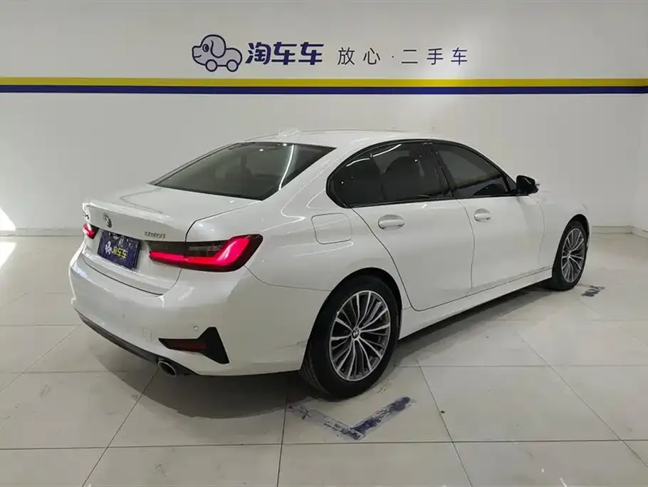 BMW 3 Series 2022 из CN, фото 3