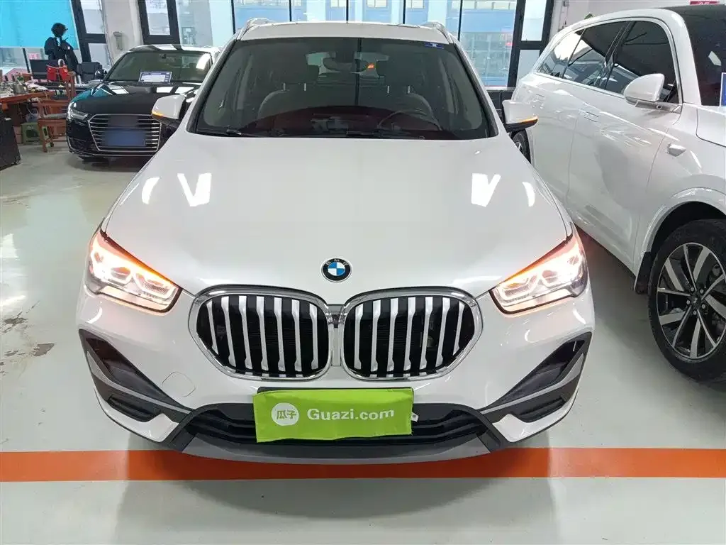BMW X1 2021 из CN, фото 3