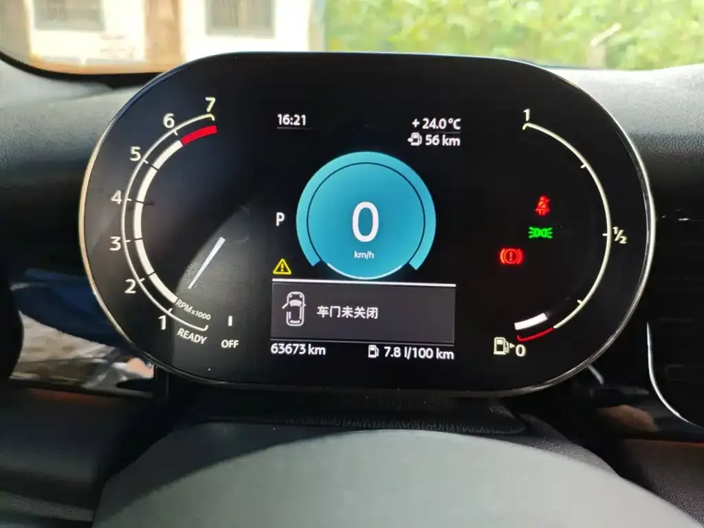MINI Cooper (3-door) 2022 из CN, фото 4