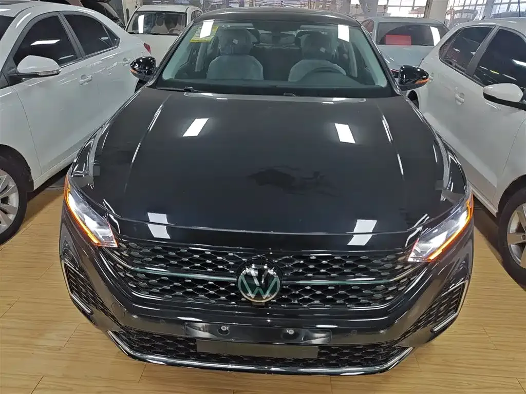 Volkswagen Passat 2025 из CN, фото 3
