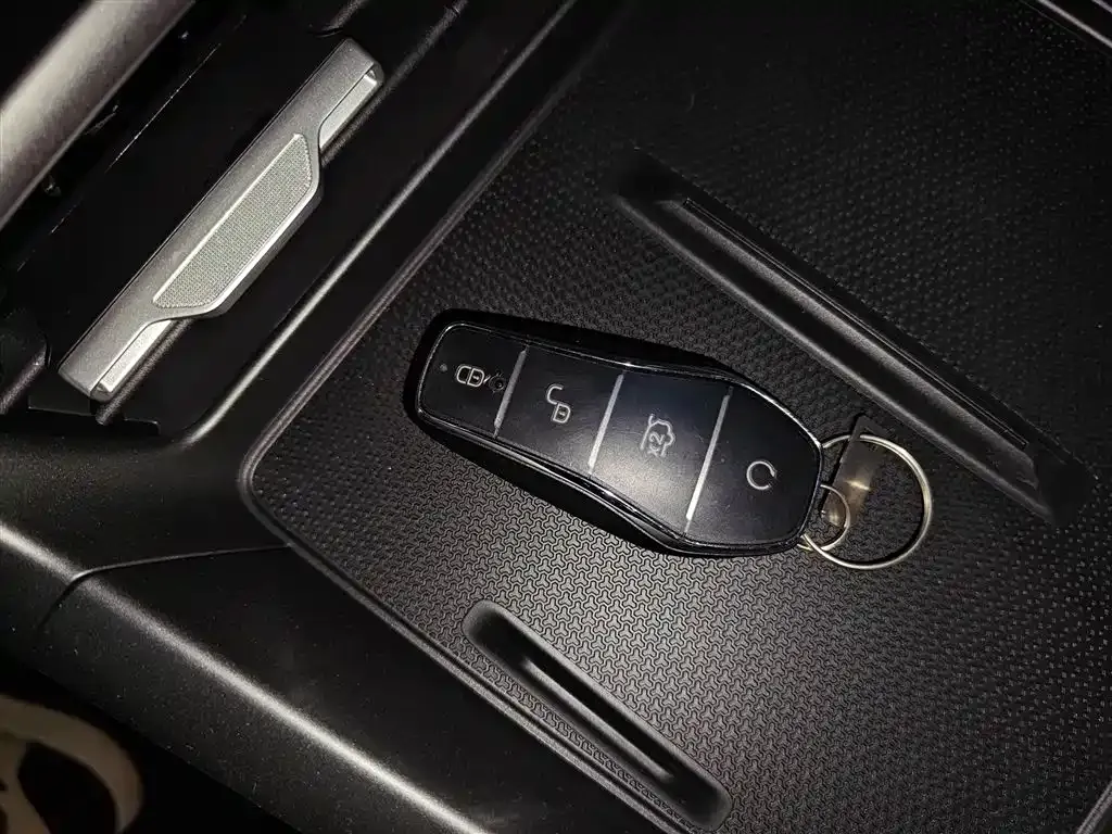 BYD Qin PLUS 2025 из CN, фото 9