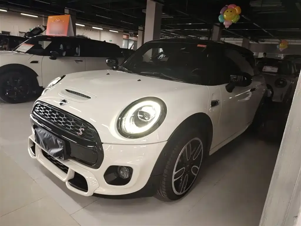 MINI Cooper (3-door) 2021 из CN, фото 1