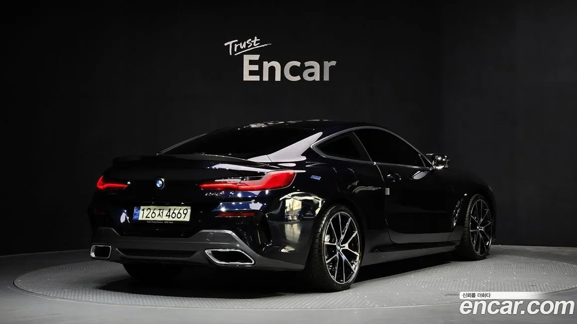 BMW 8-Series 2021 из KR, фото 2