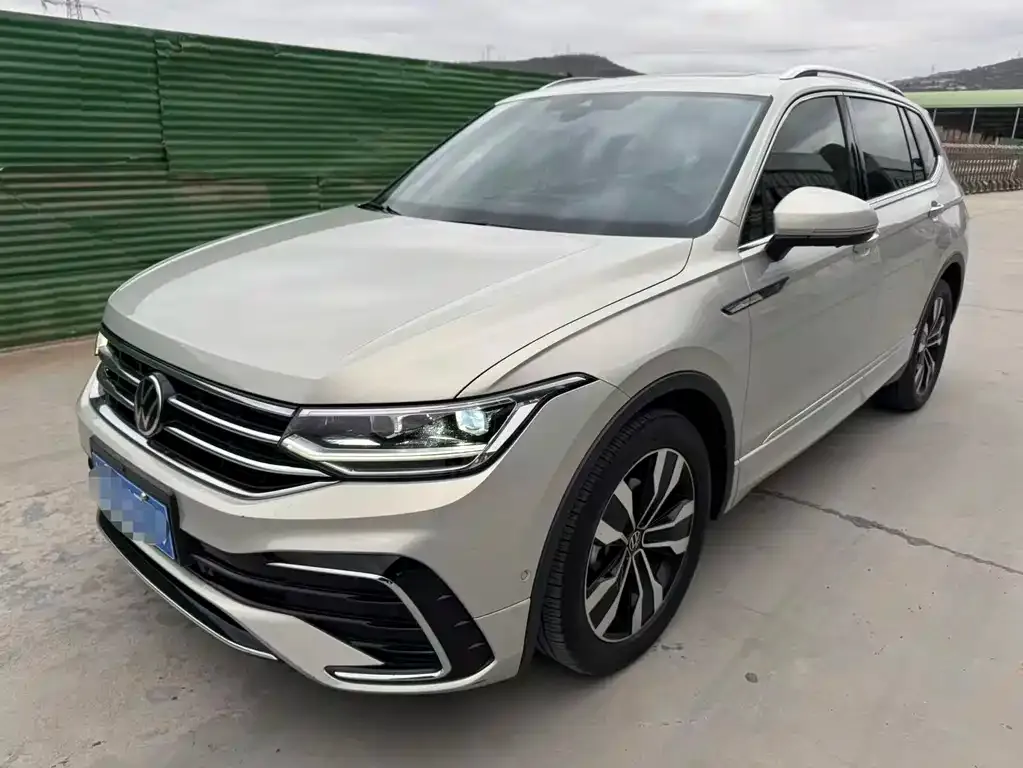 Volkswagen Tiguan L 2023 из CN, фото 1