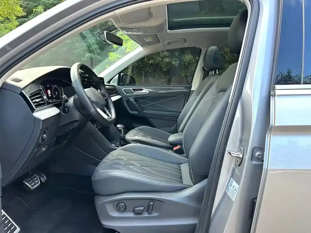 Volkswagen Tiguan L 2023 из CN, фото 6