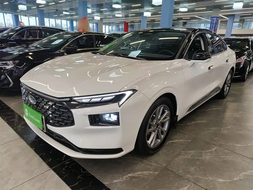 Ford Mondeo 2023 из CN, фото 2