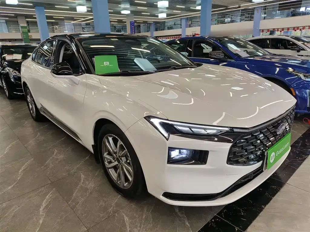 Ford Mondeo 2023 из CN, фото 4