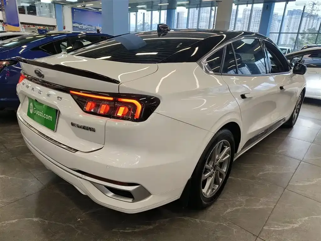 Ford Mondeo 2023 из CN, фото 7
