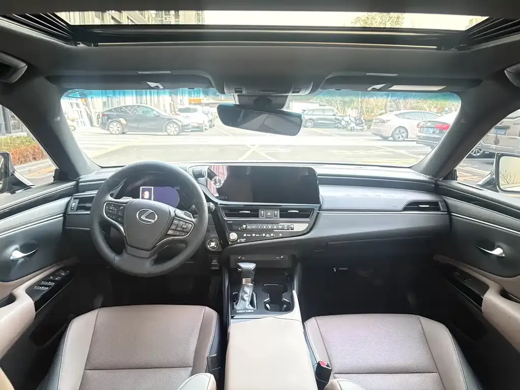 Lexus ES 2024 из CN, фото 6