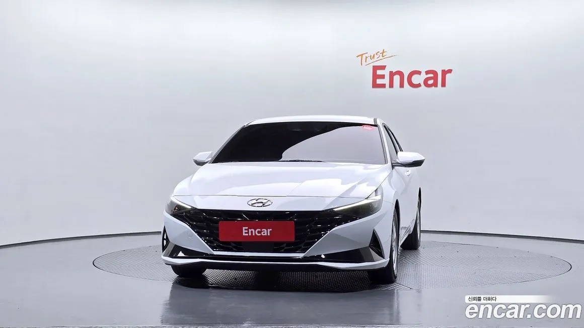 Hyundai AVANTE — фото 3