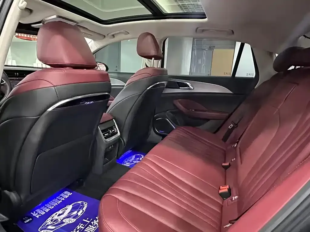 Hongqi H5 2024 из CN, фото 5
