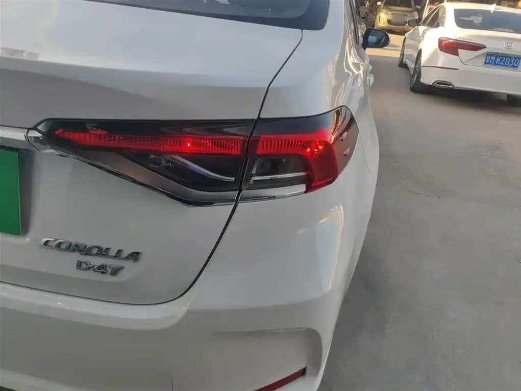 Toyota Corolla 2024 из CN, фото 8