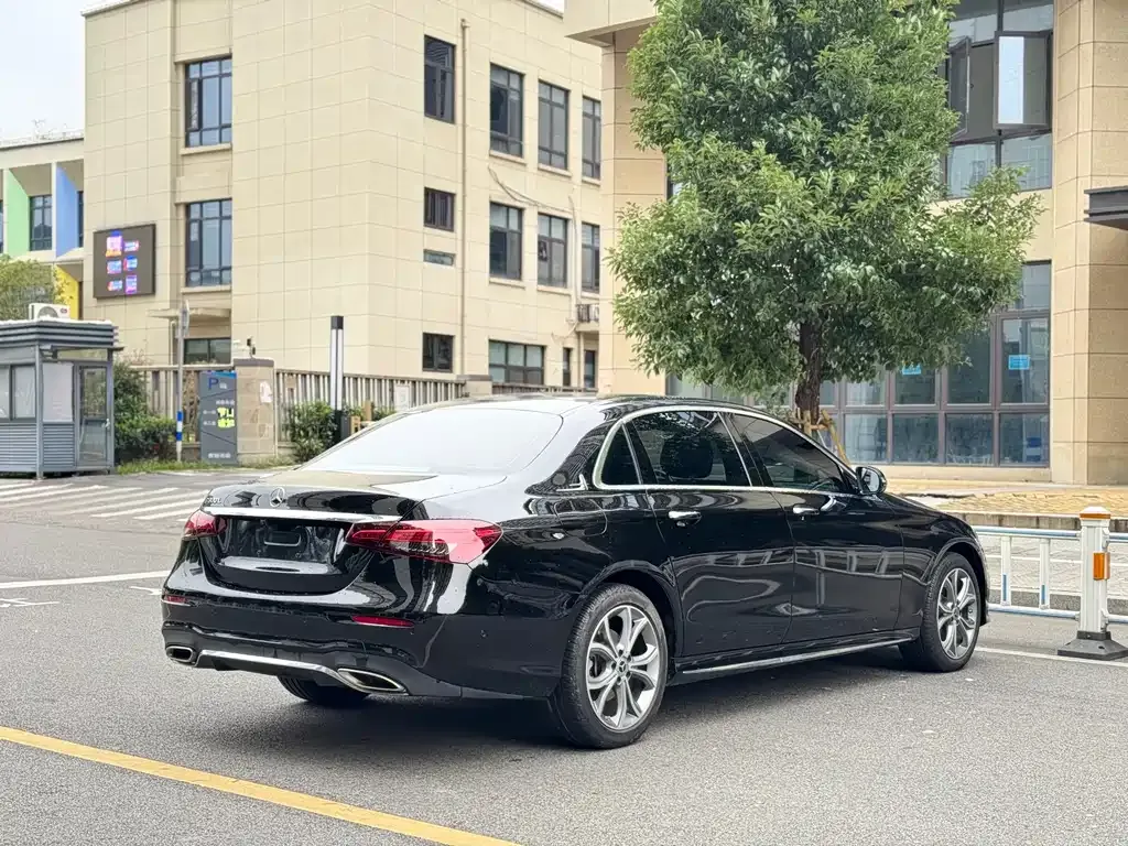 Mercedes-Benz E-Class 2021 из CN, фото 4