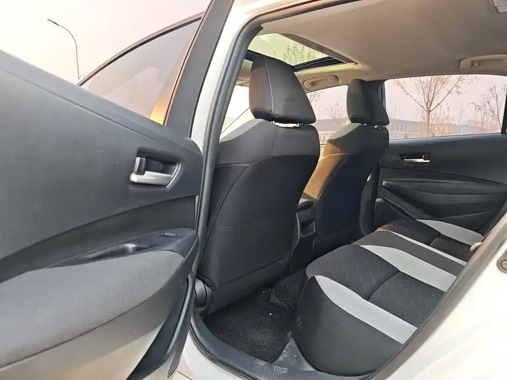 Toyota Corolla 2022 из CN, фото 7