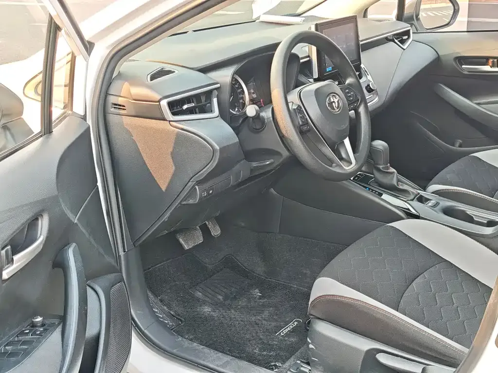 Toyota Corolla 2022 из CN, фото 9