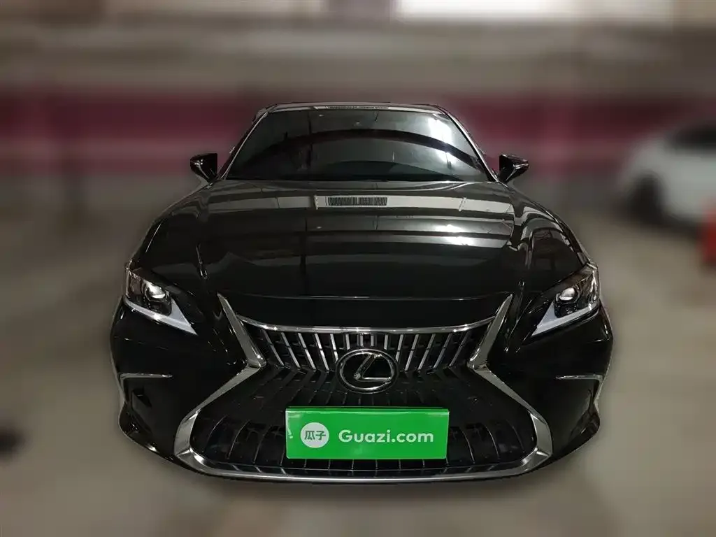 Lexus ES 2023 из CN, фото 3
