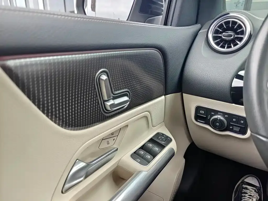 Mercedes-Benz GLA 2021 из CN, фото 6