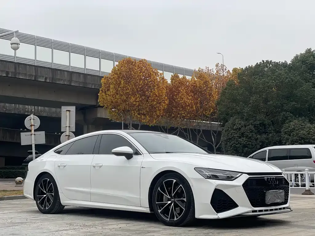 Audi A7 2021 из CN, фото 3