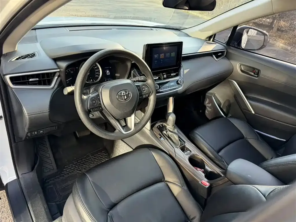 Toyota Frontlander 2023 из CN, фото 6