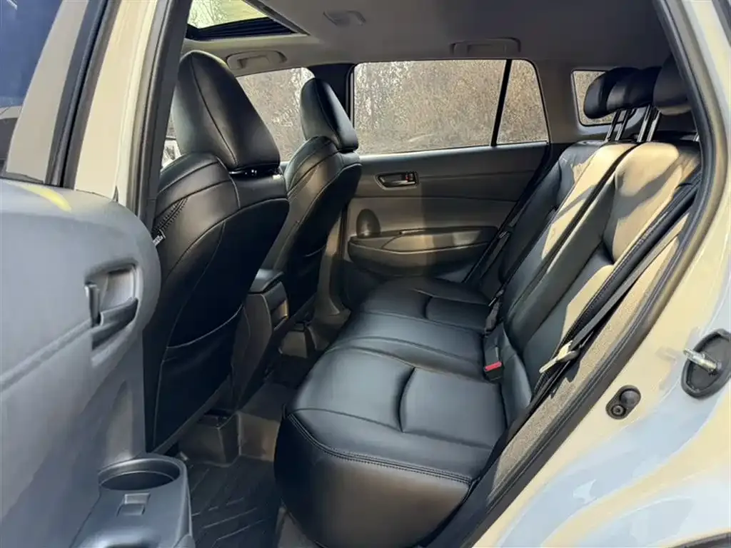 Toyota Frontlander 2023 из CN, фото 7