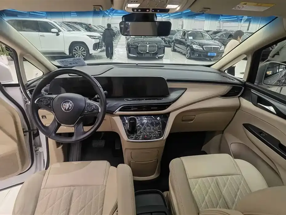 Buick GL8 2024 из CN, фото 8