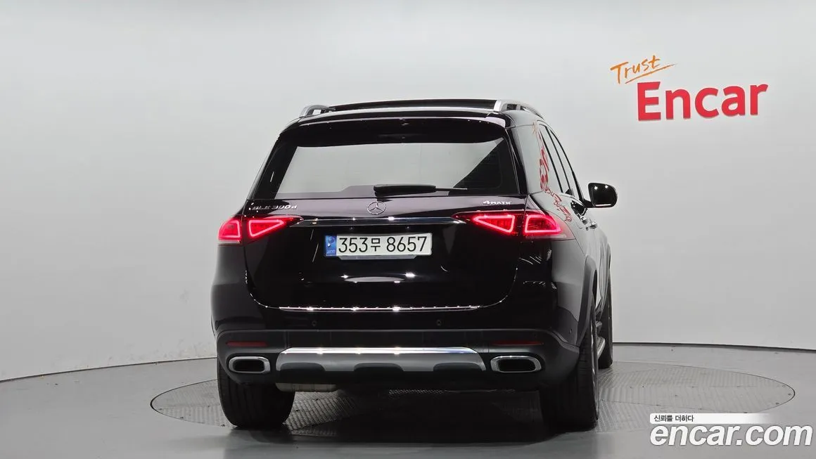 Mercedes-Benz GLE-Class — фото 4