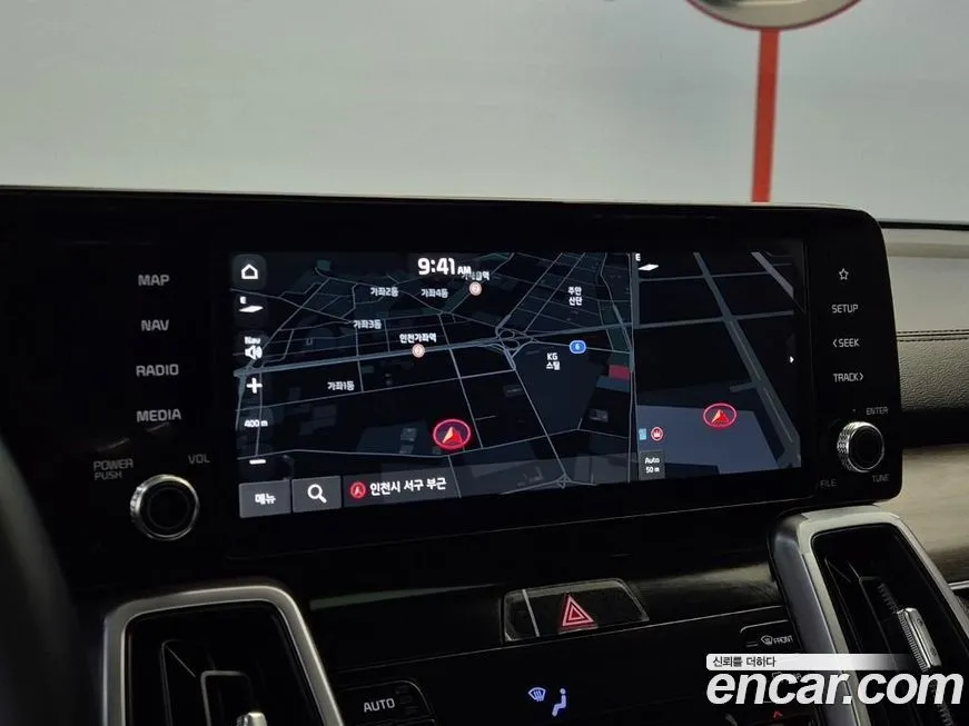 Kia Sorento — фото 10